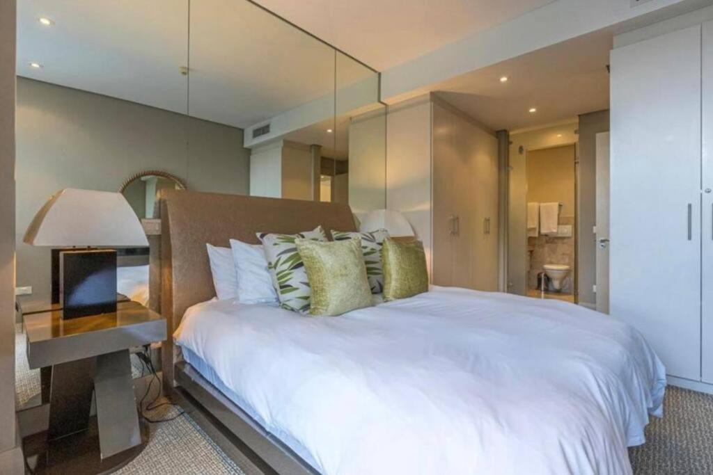 Luxury Villa In V&A Waterfront Cape Town Exterior photo