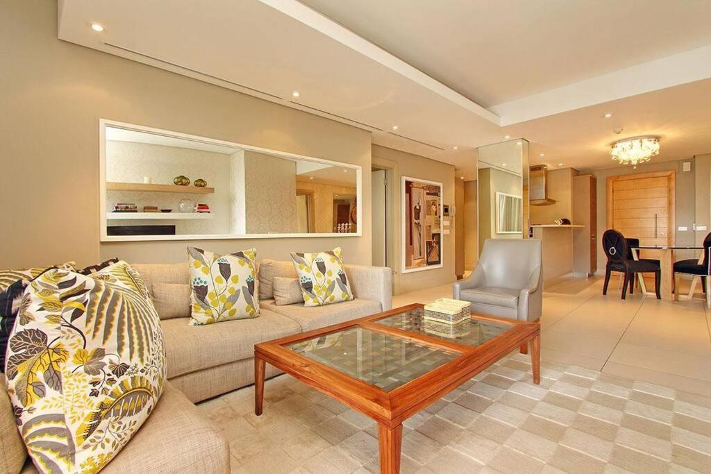 Luxury Villa In V&A Waterfront Cape Town Exterior photo